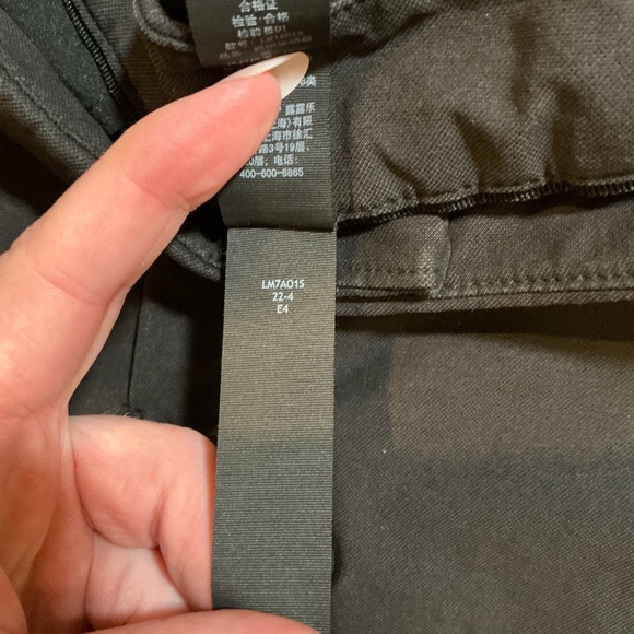 Lululemon ABC Classic-Fit Short 9" in Black Men’s Size 30 Warpstreme Fabric - Picture 8 of 9